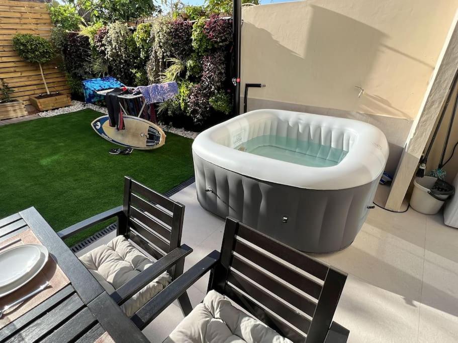 Relaxing Garden Los Cristianos Con Jacuzzi Y Barbacoa อาโรนา ภายนอก รูปภาพ
